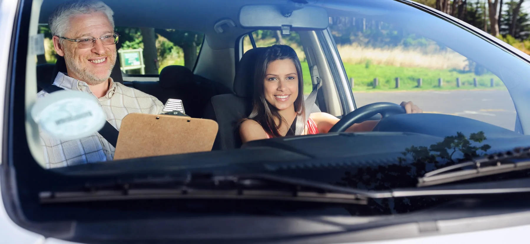 How many hours/lessons of Drivers Ed Courses should a beginner take to learn how to drive? For age 18+ in Illinois article image