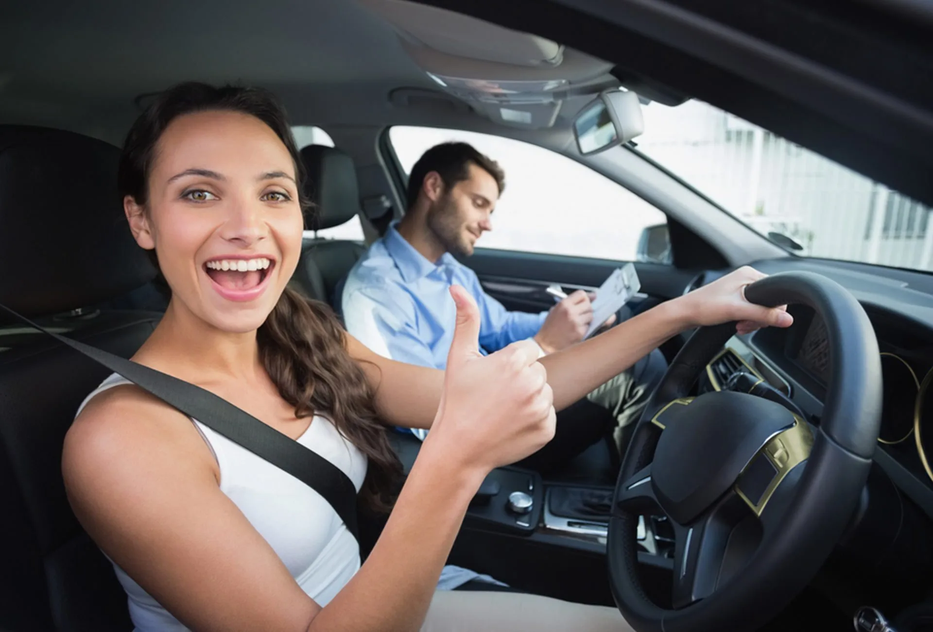 Driving Made Easy: A Comprehensive Guide to Automatic Driving Lessons in Morden article image
